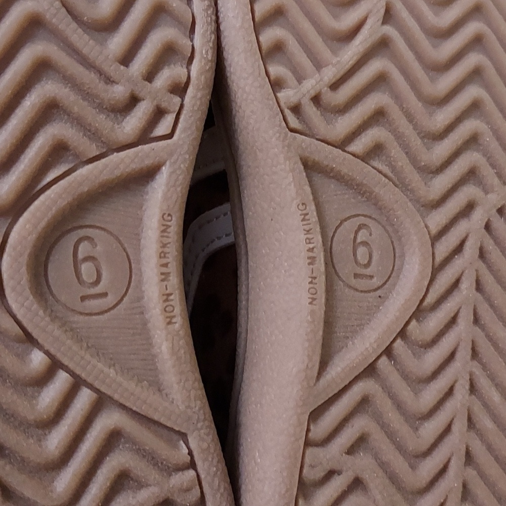 Cat & Jack Shoes - Picture 9 of 10